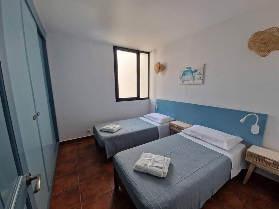 Apartamento Casa Tortuga Con Piscina Com Cala'N Bosch  Exterior foto